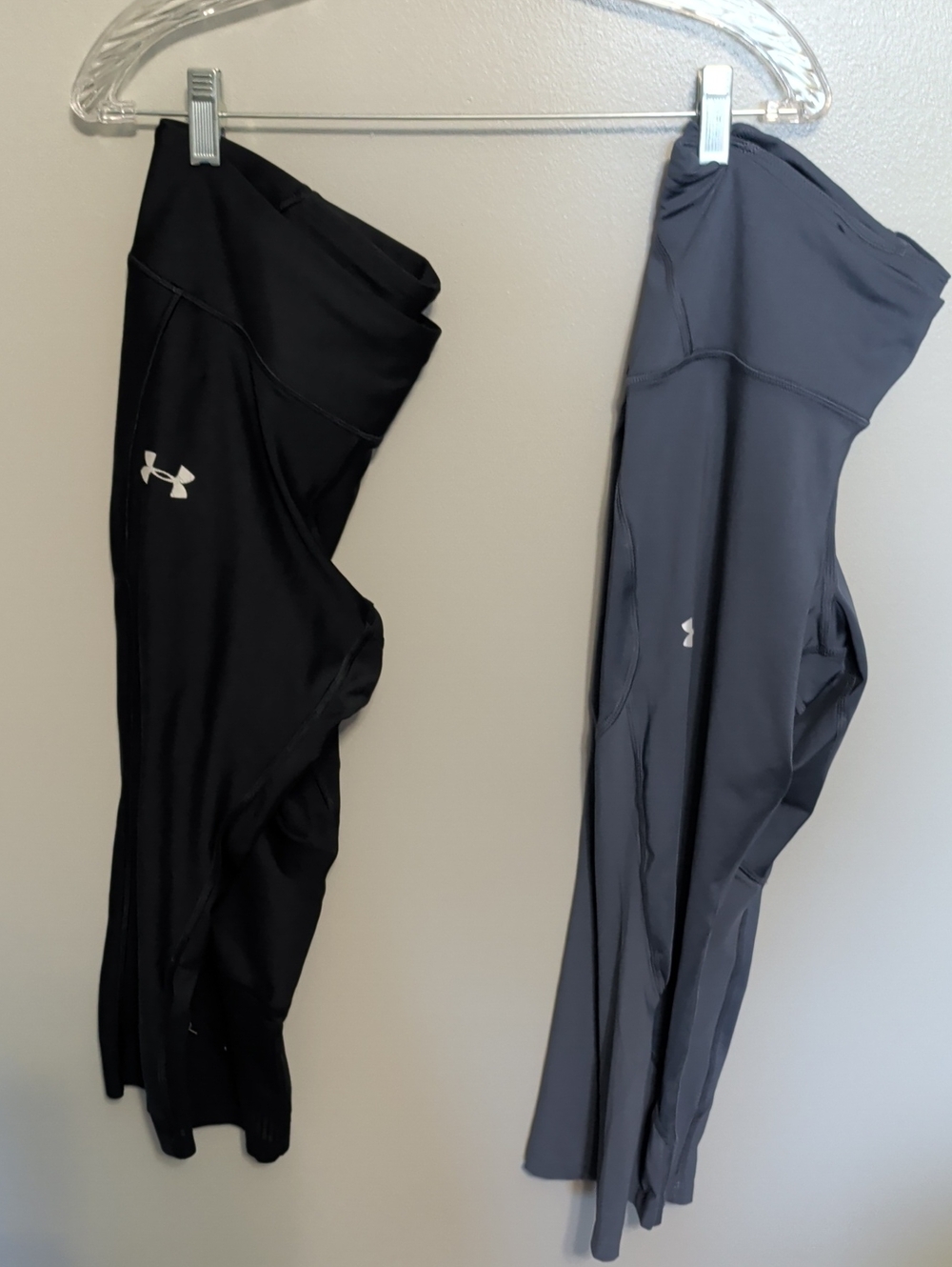 Under Armour Women’s Leggings in Black and Slate Blue Large